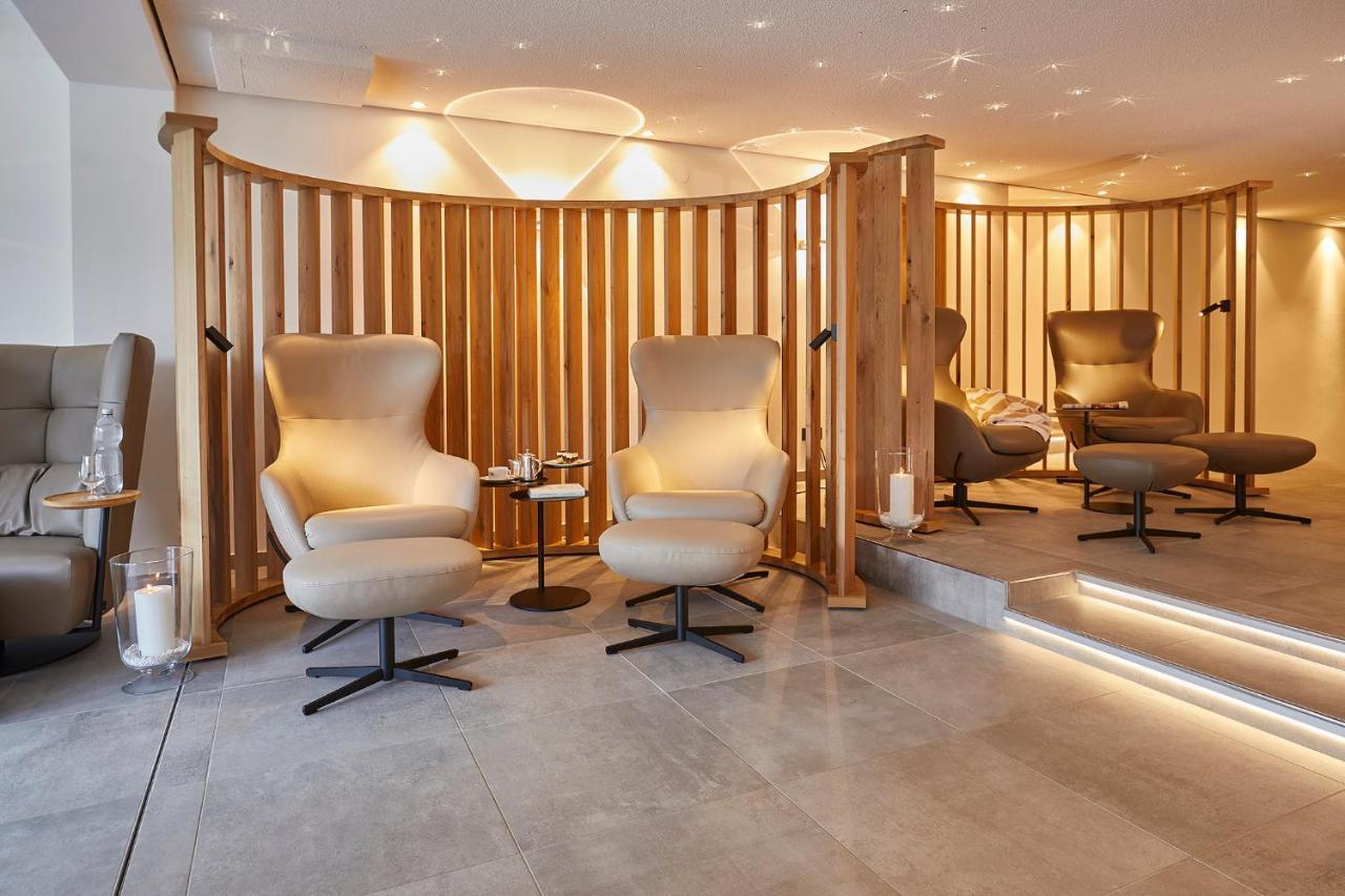 Erfurths Bergfried Ferien & Wellnesshotel ฮินเทอร์ซาร์เทน ภายนอก รูปภาพ