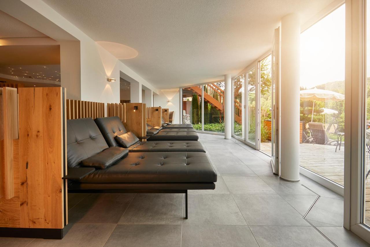 Erfurths Bergfried Ferien & Wellnesshotel ฮินเทอร์ซาร์เทน ภายนอก รูปภาพ