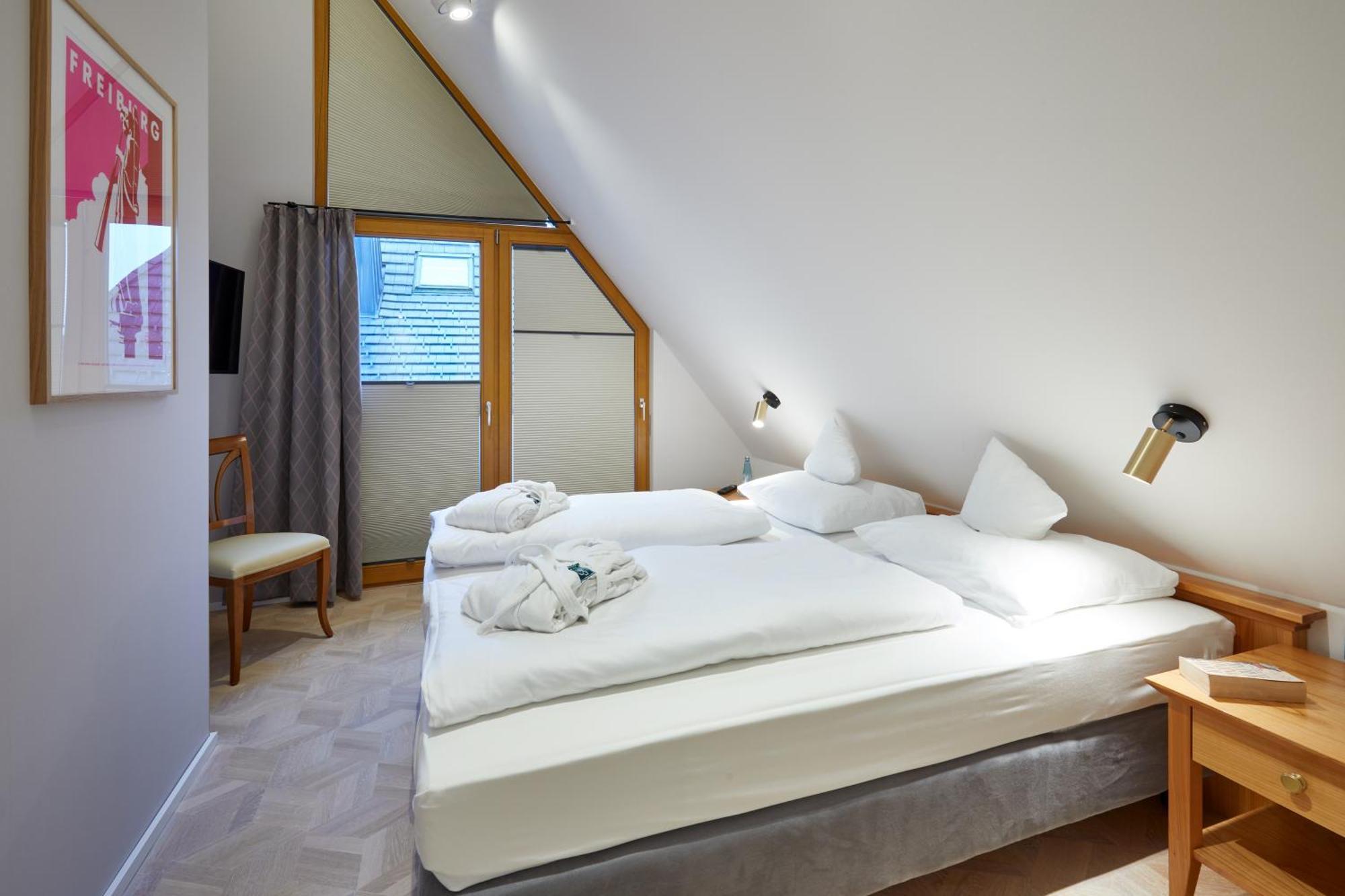Erfurths Bergfried Ferien & Wellnesshotel ฮินเทอร์ซาร์เทน ภายนอก รูปภาพ