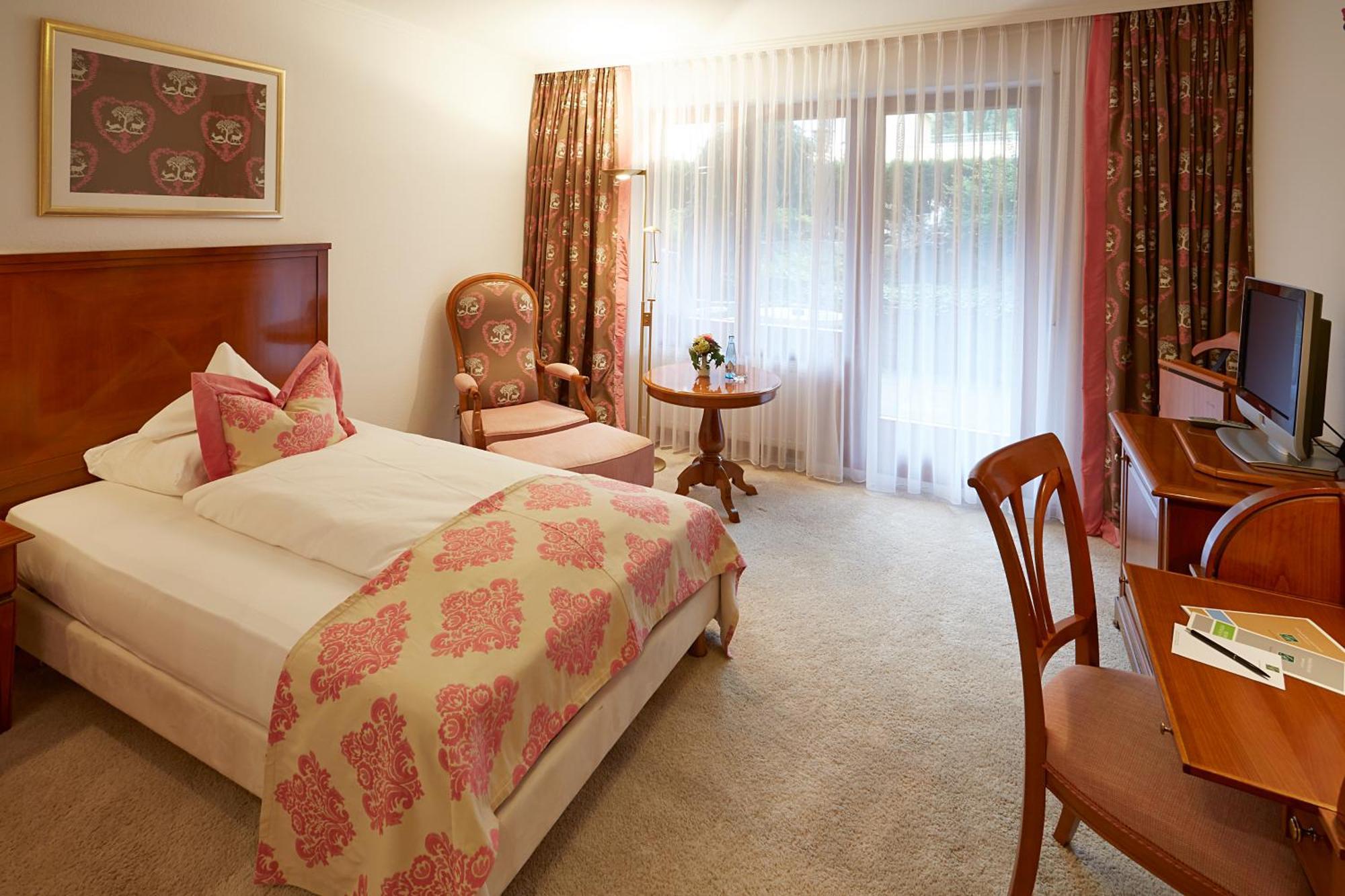 Erfurths Bergfried Ferien & Wellnesshotel ฮินเทอร์ซาร์เทน ภายนอก รูปภาพ
