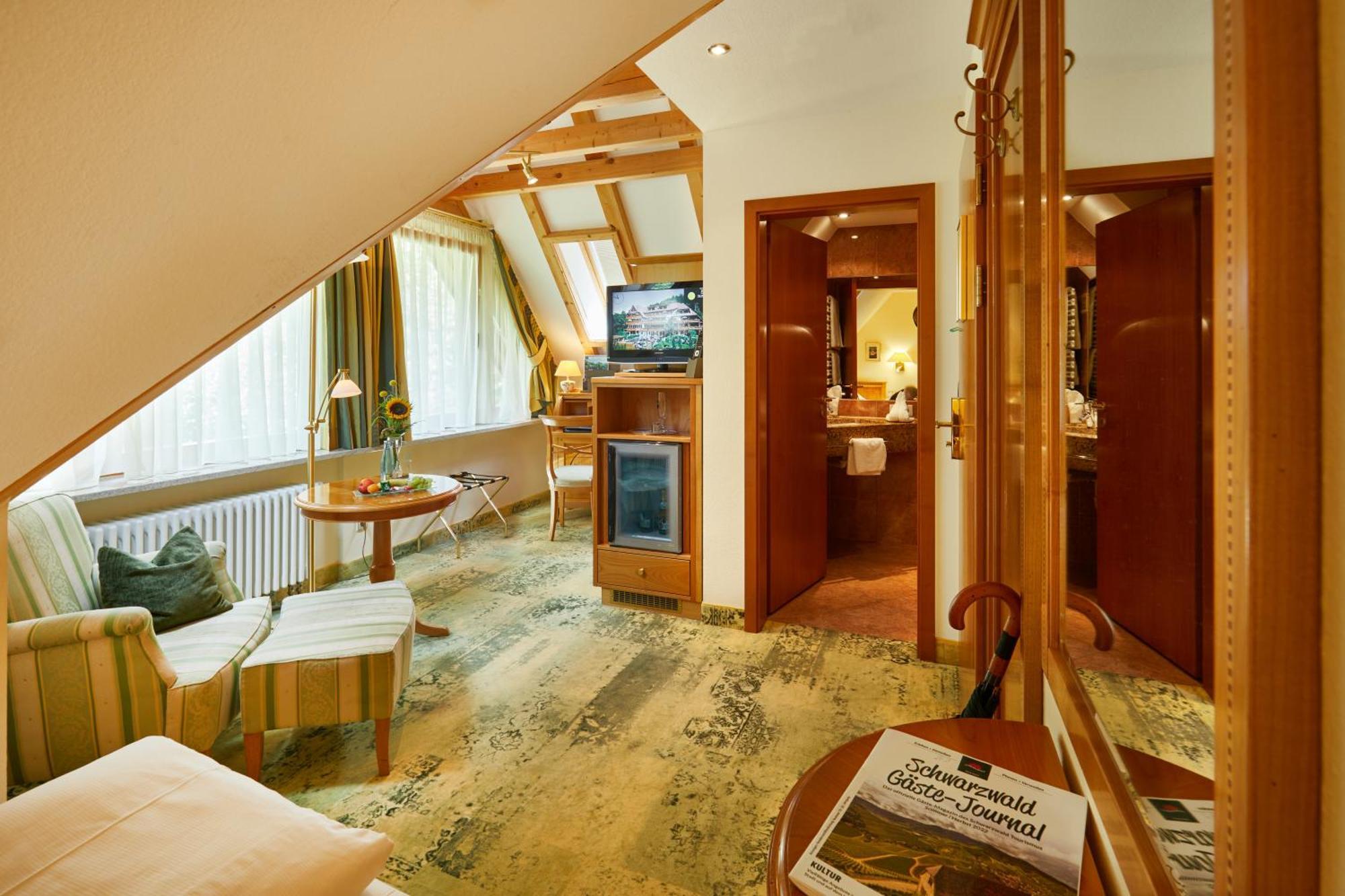 Erfurths Bergfried Ferien & Wellnesshotel ฮินเทอร์ซาร์เทน ภายนอก รูปภาพ