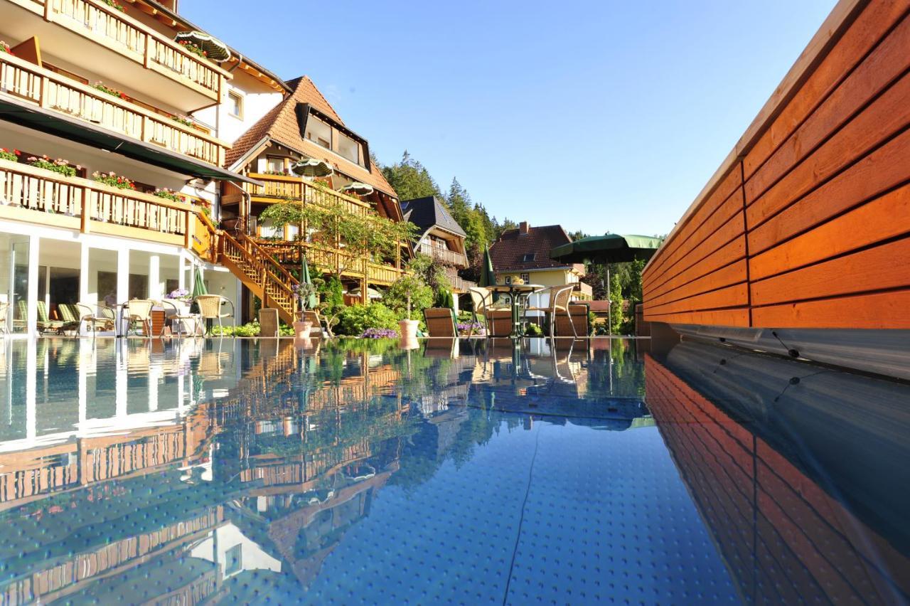 Erfurths Bergfried Ferien & Wellnesshotel ฮินเทอร์ซาร์เทน ภายนอก รูปภาพ